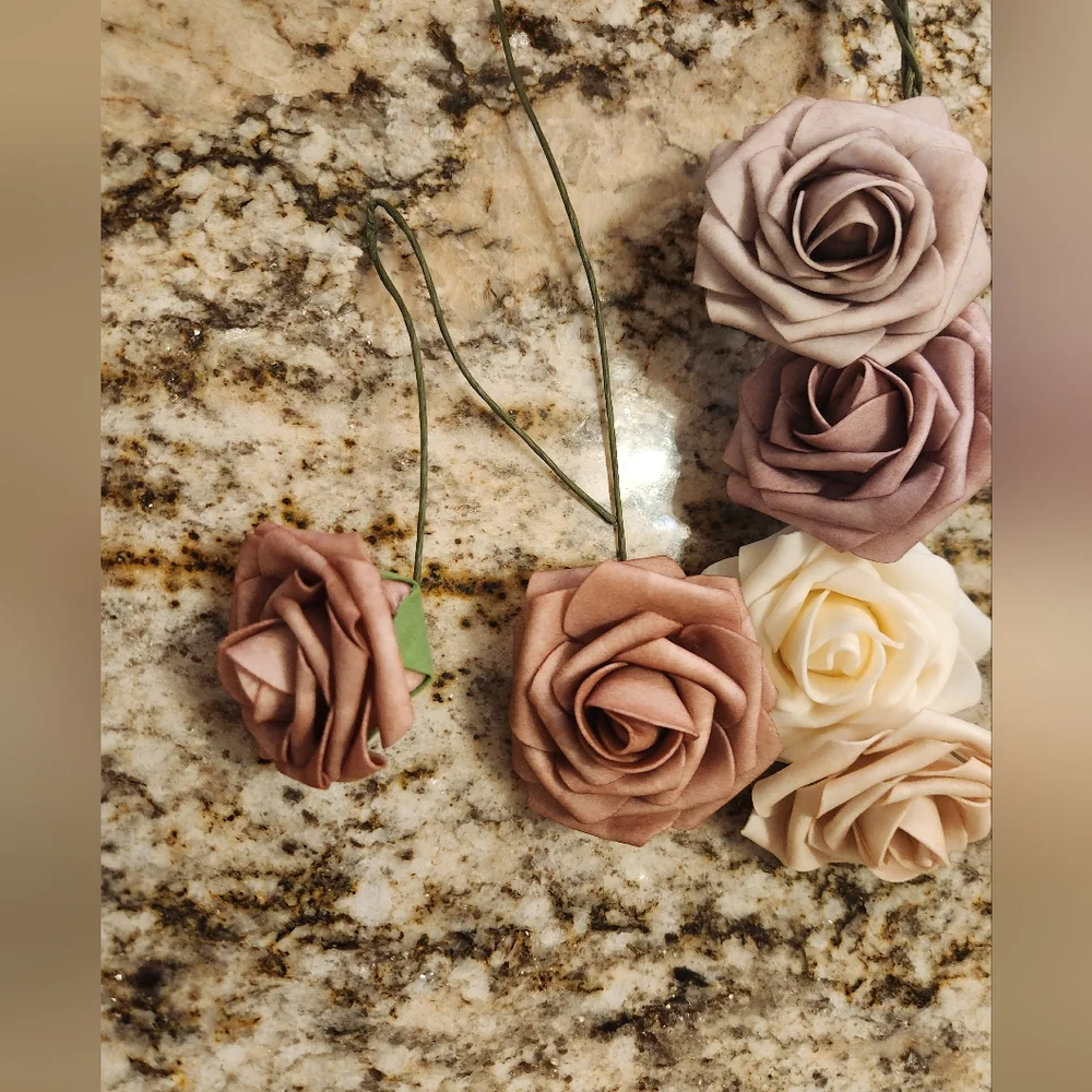 Ling’s Moments Bridal Bouquet in Dusty Rose & Cream Wedding, Like New Plus Extra